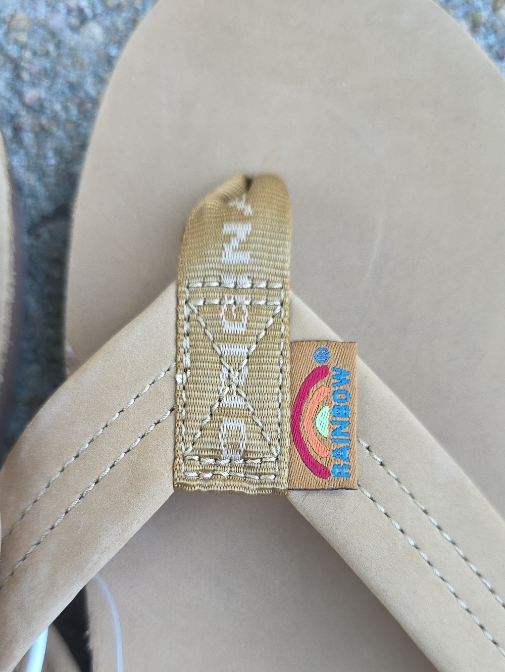 NWT Rainbow 301 ALTS Leather Sierra Brown Single Arch Flip Flops - Picture 2 of 11